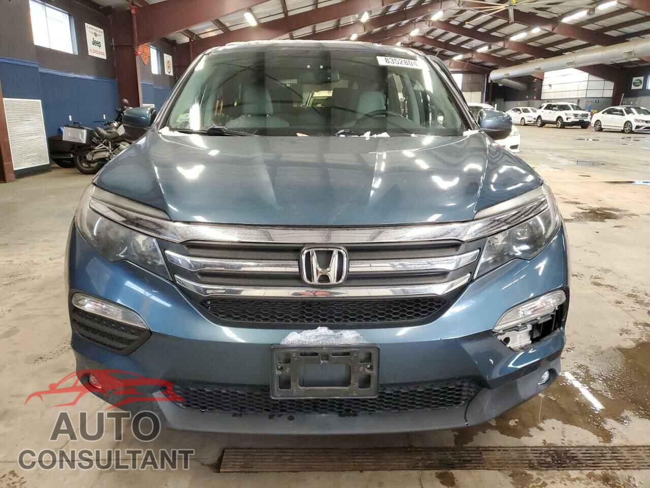 HONDA PILOT 2017 - 5FNYF6H57HB032168