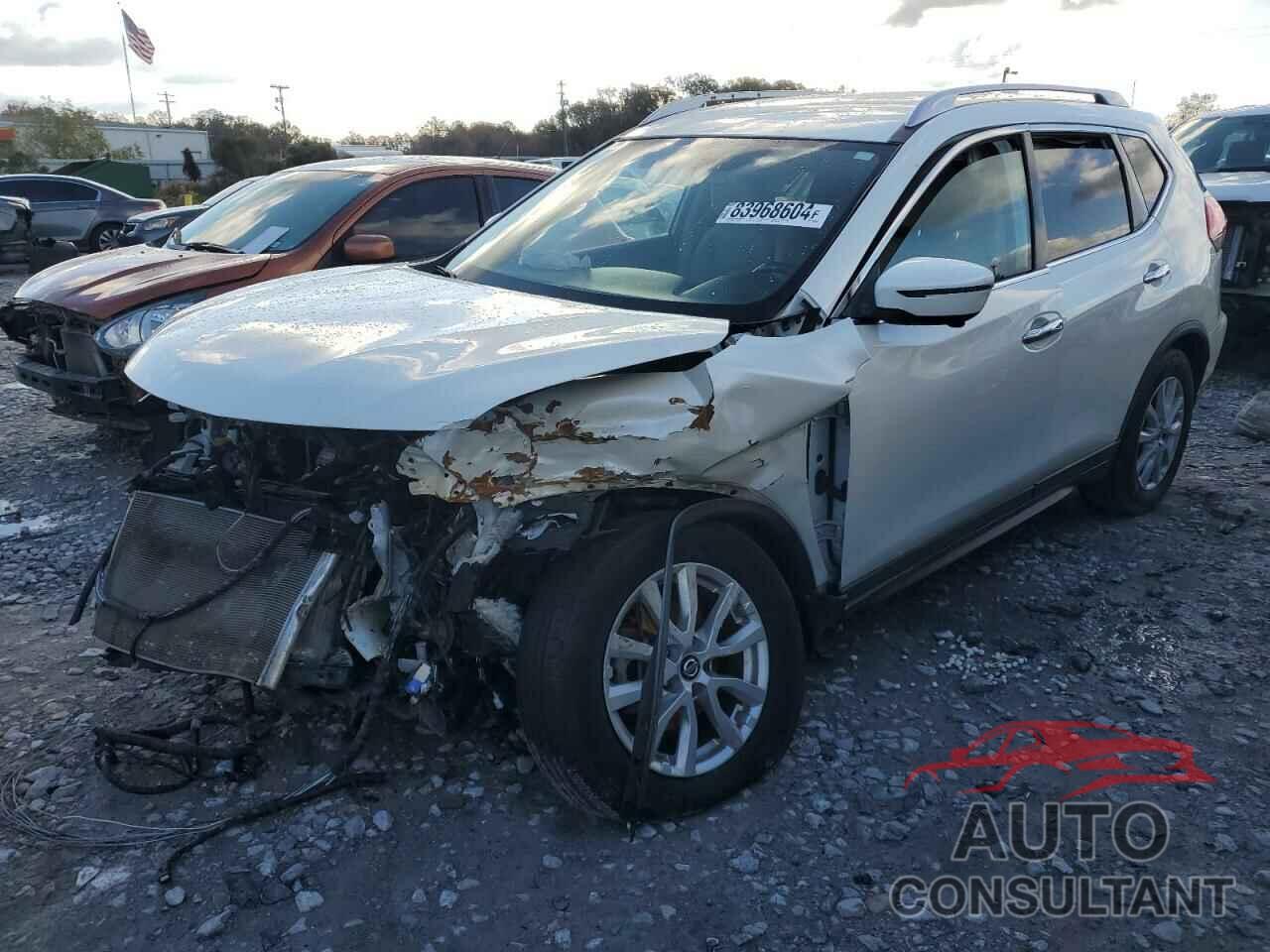 NISSAN ROGUE 2018 - KNMAT2MT7JP530244
