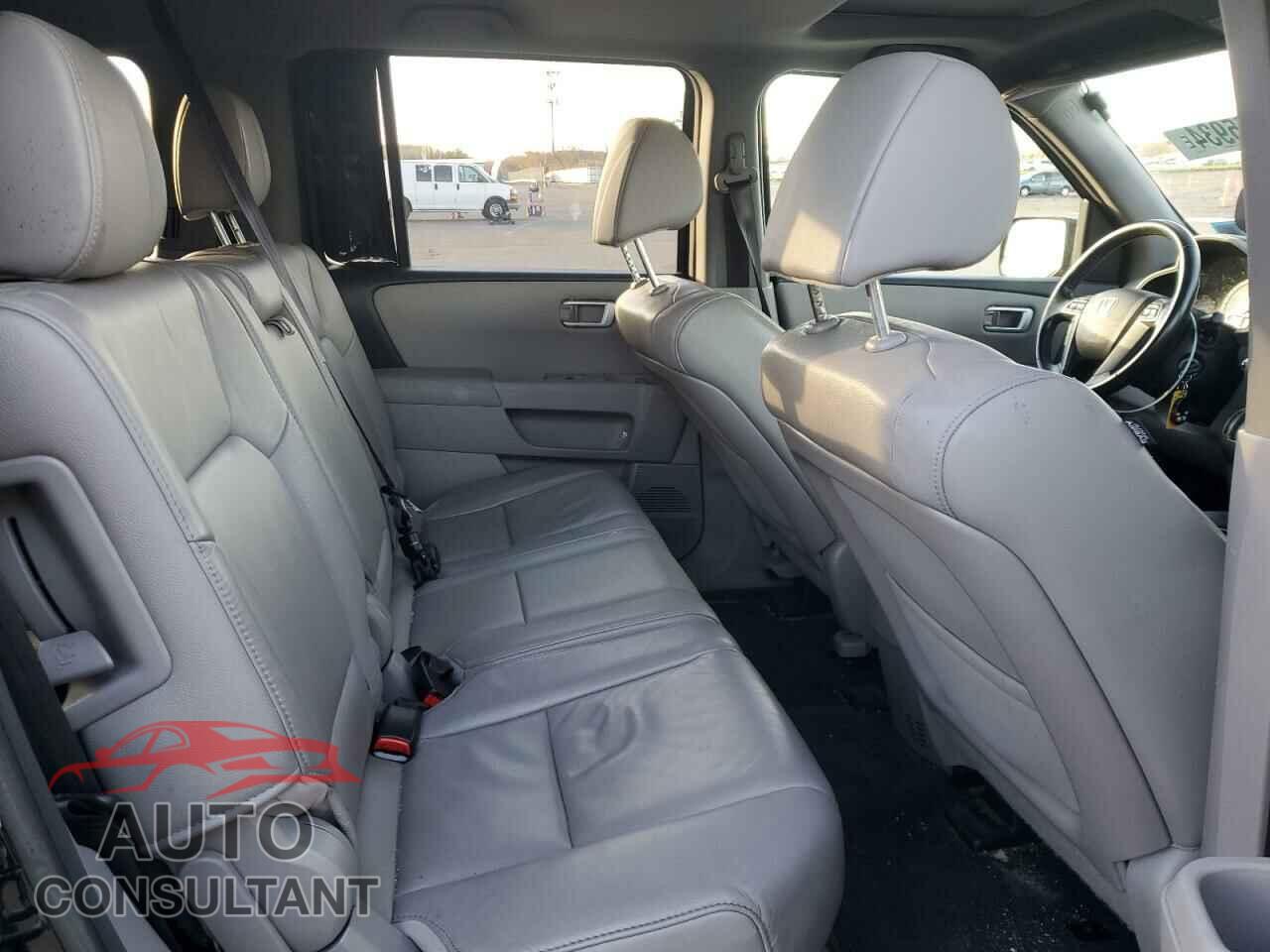 HONDA PILOT 2013 - 5FNYF4H55DB086261