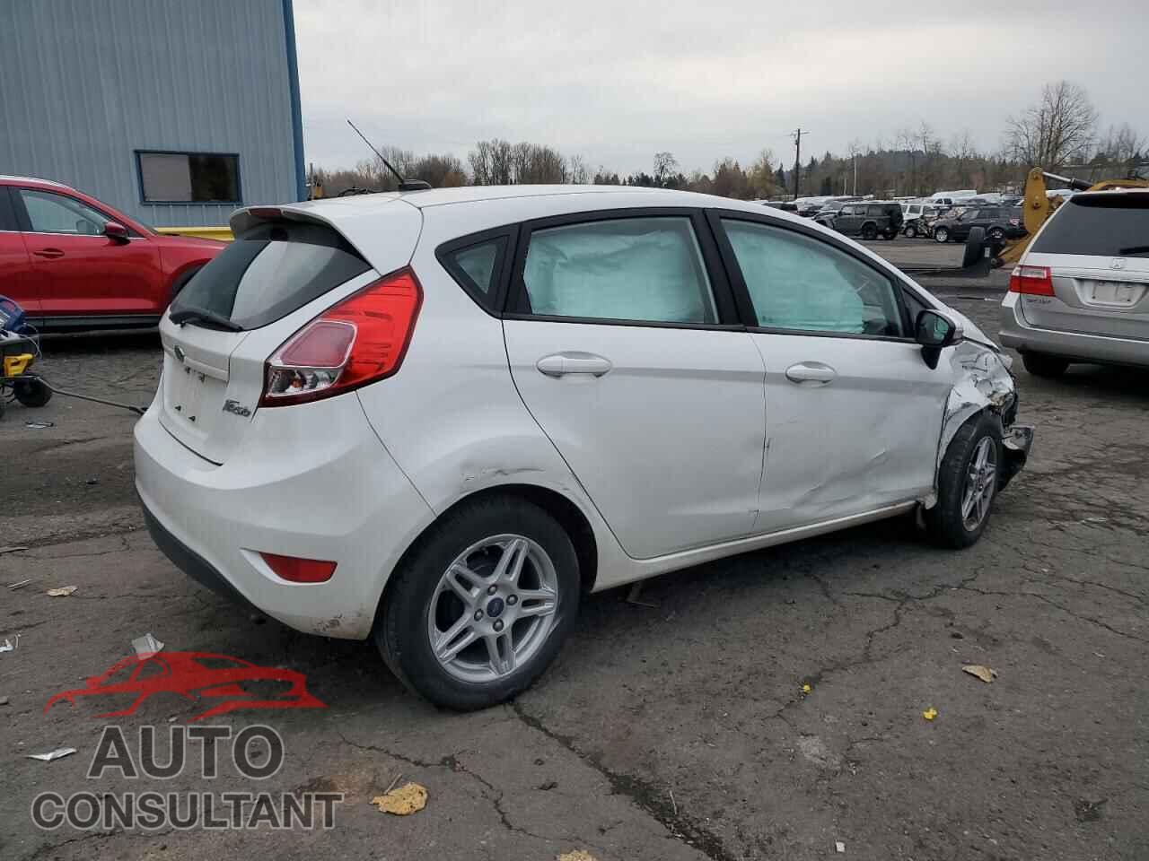 FORD FIESTA 2017 - 3FADP4EJ9HM168577