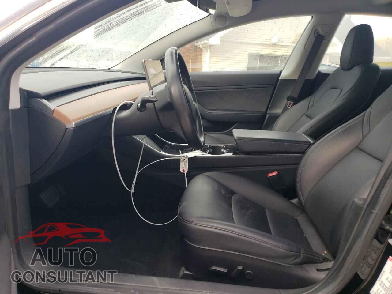 TESLA MODEL 3 2018 - 5YJ3E1EA2JF041237