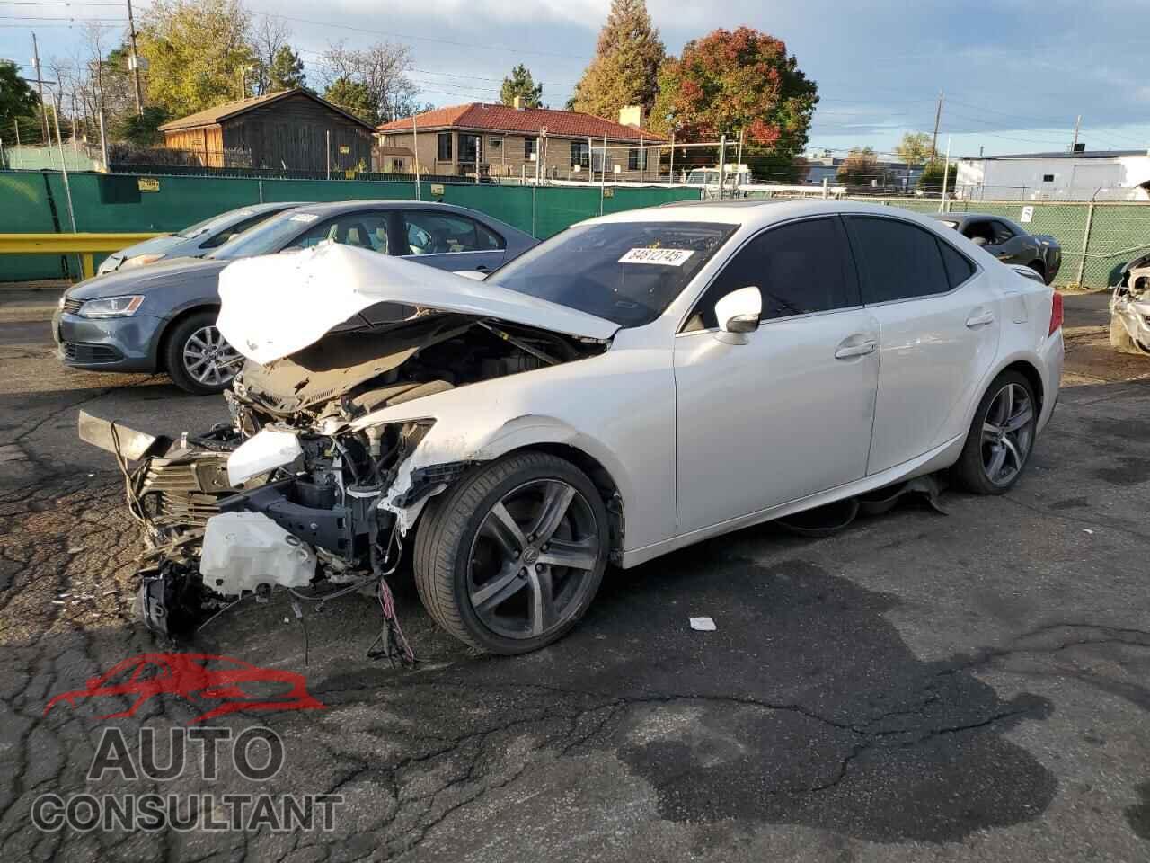 LEXUS IS 2018 - JTHC81D26J5033496