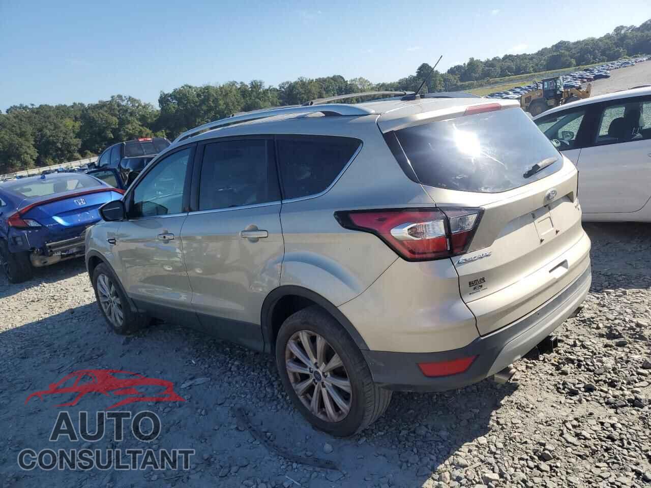 FORD ESCAPE 2017 - 1FMCU9J97HUD41365