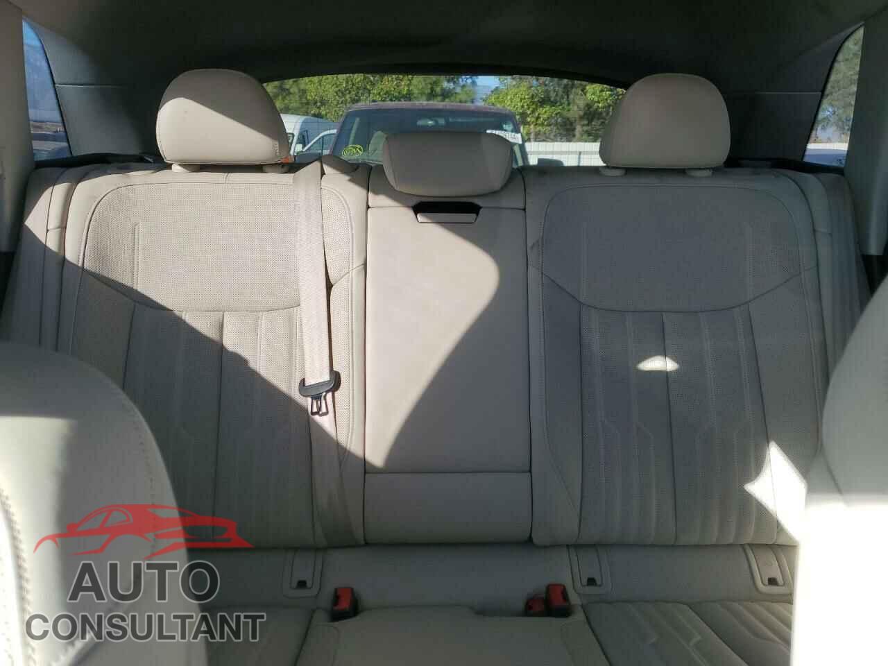 AUDI E-TRON 2019 - WA1VAAGE2KB009133
