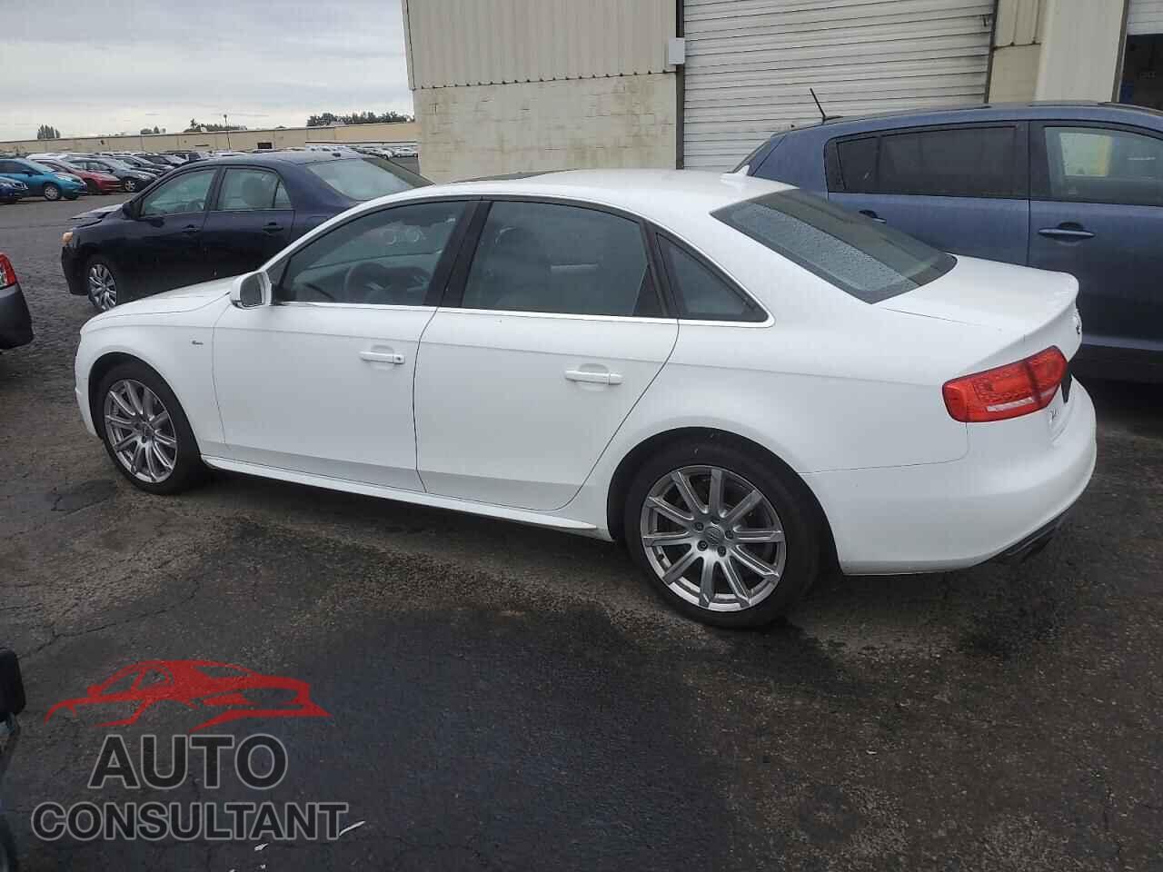 AUDI A4 2012 - WAUFFAFL5CN010981