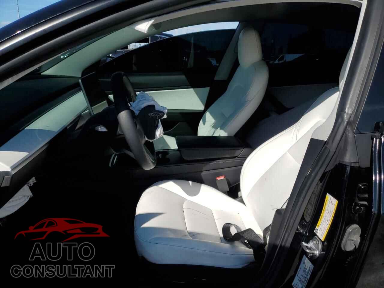 TESLA MODEL 3 2021 - 5YJ3E1EA7MF938610