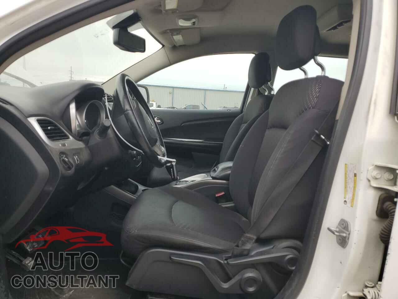 DODGE JOURNEY 2015 - 3C4PDCAB0FT614708