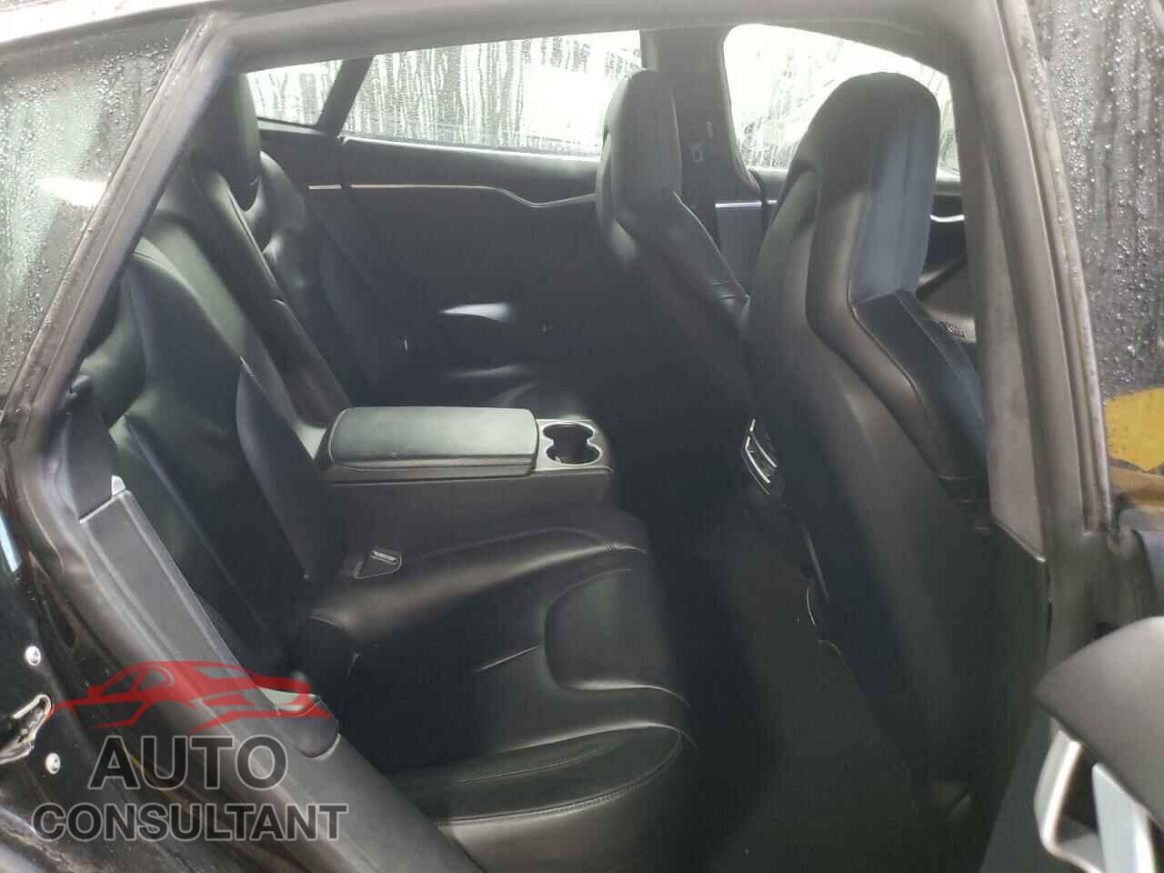 TESLA MODEL S 2015 - 5YJSA4H49FF083636