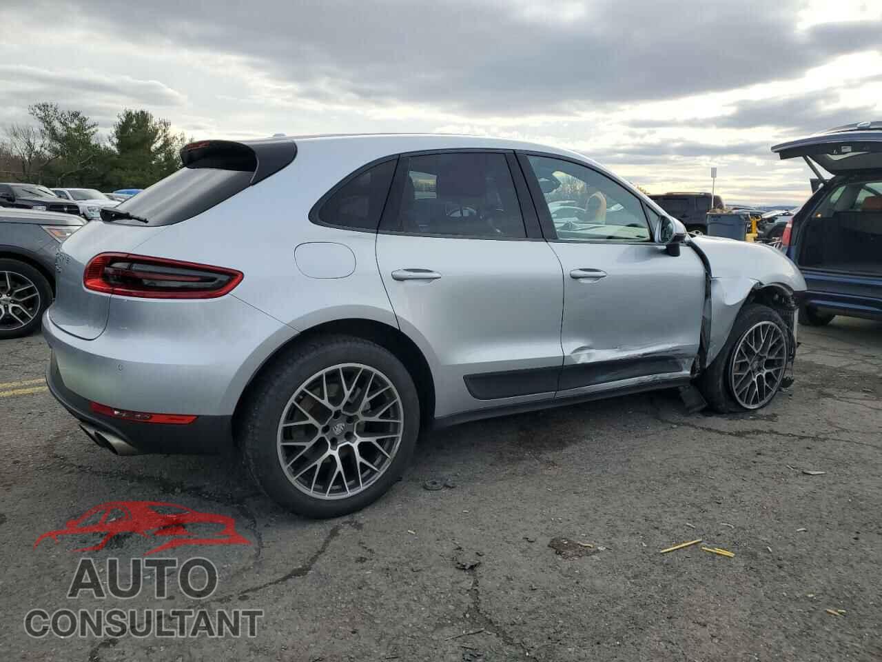 PORSCHE MACAN 2016 - WP1AB2A55GLB53369