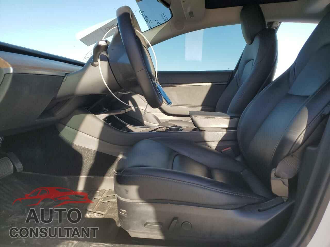 TESLA MODEL 3 2020 - 5YJ3E1EA0LF658610