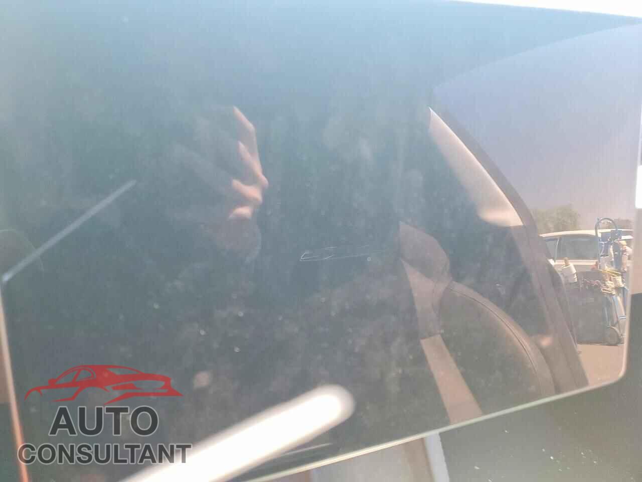TESLA MODEL 3 2025 - 5YJ3E1ET7SF991144