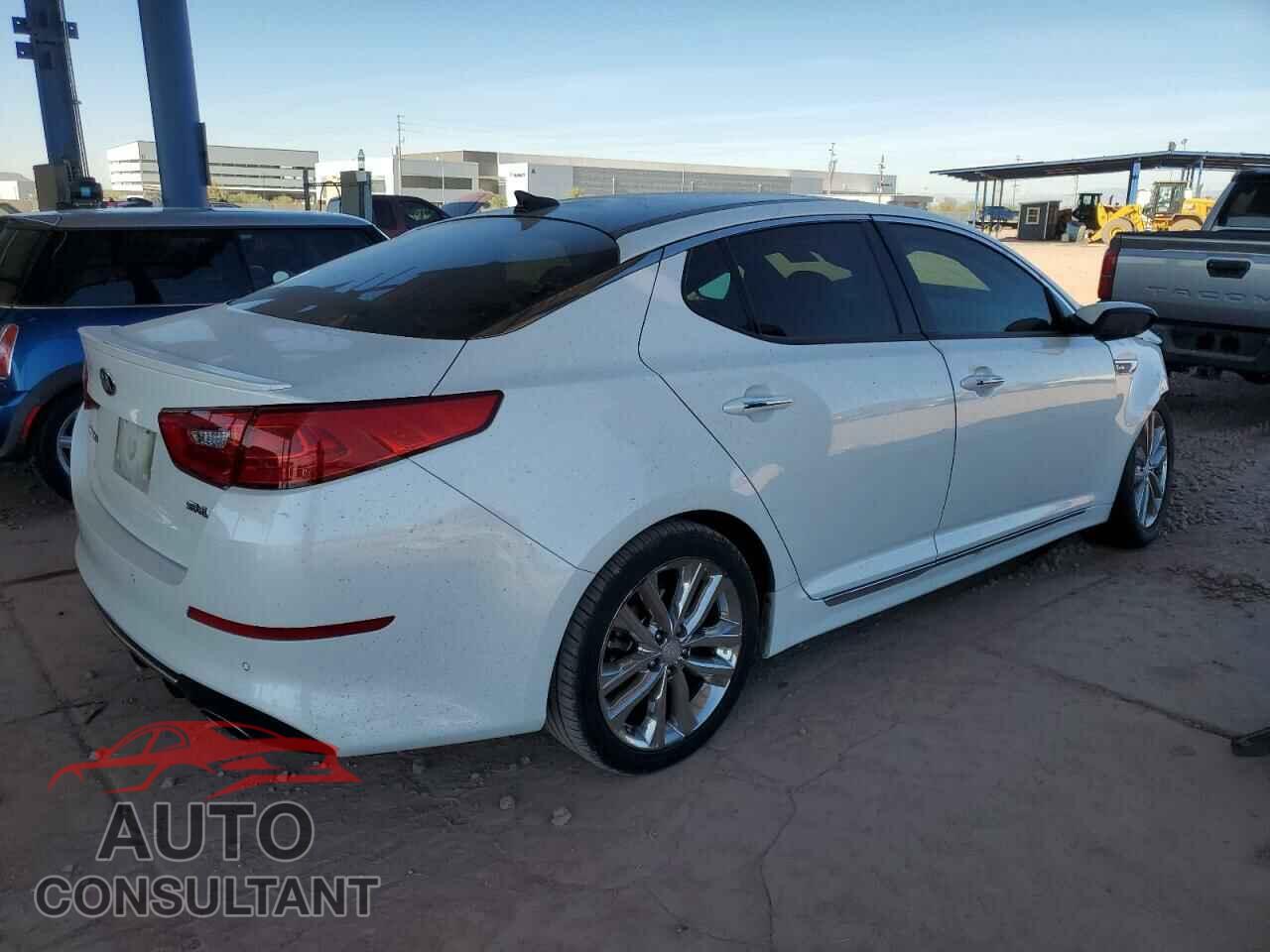 KIA OPTIMA 2015 - 5XXGR4A68FG440389