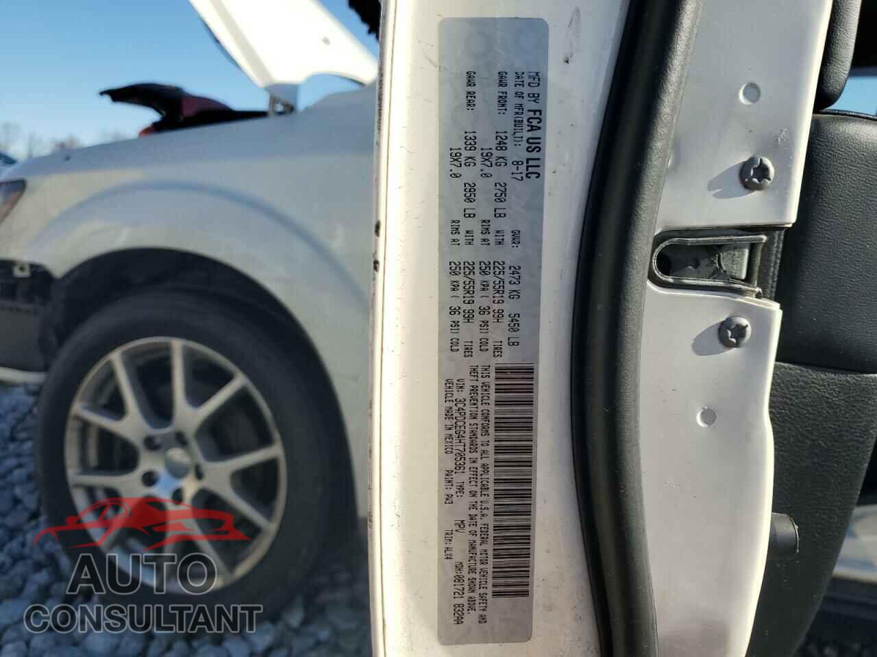 DODGE JOURNEY 2017 - 3C4PDCEG4HT705361
