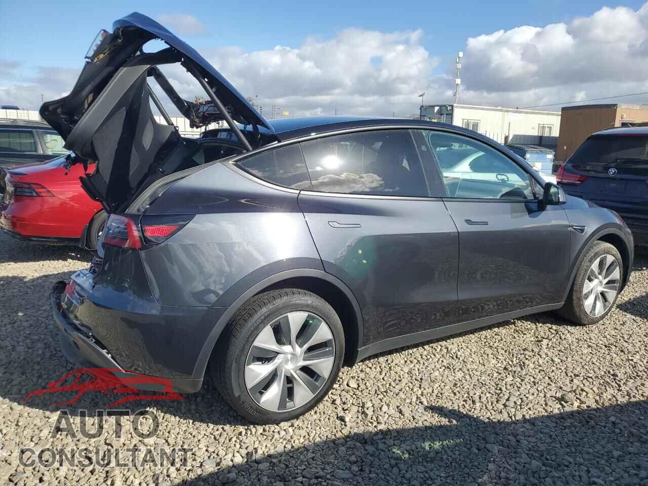 TESLA MODEL Y 2024 - 7SAYGDEE7RF031287