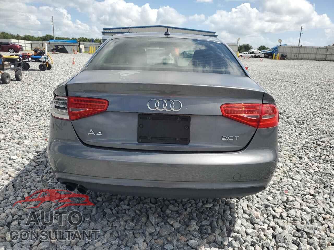 AUDI A4 2013 - WAUEFAFL9DN041535