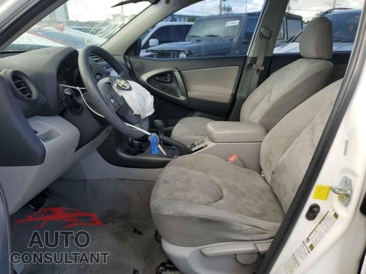 TOYOTA RAV4 2012 - 2T3BF4DV1CW194171