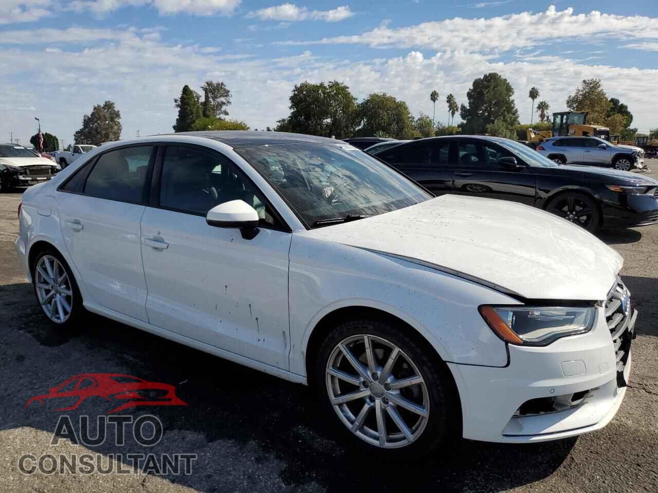 AUDI A3 2016 - WAUA7GFF3G1086412