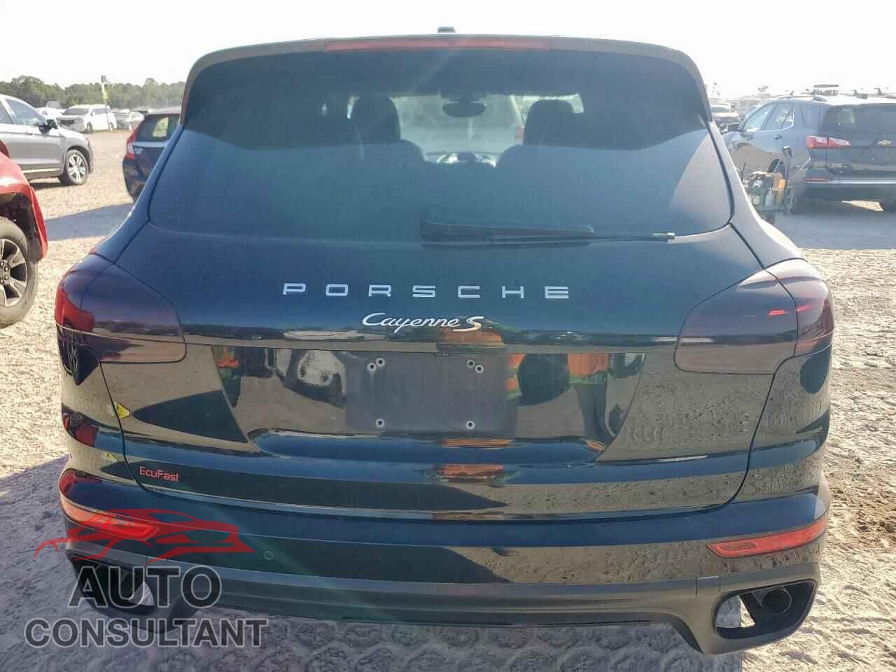 PORSCHE CAYENNE 2017 - WP1AB2A21HLA50148