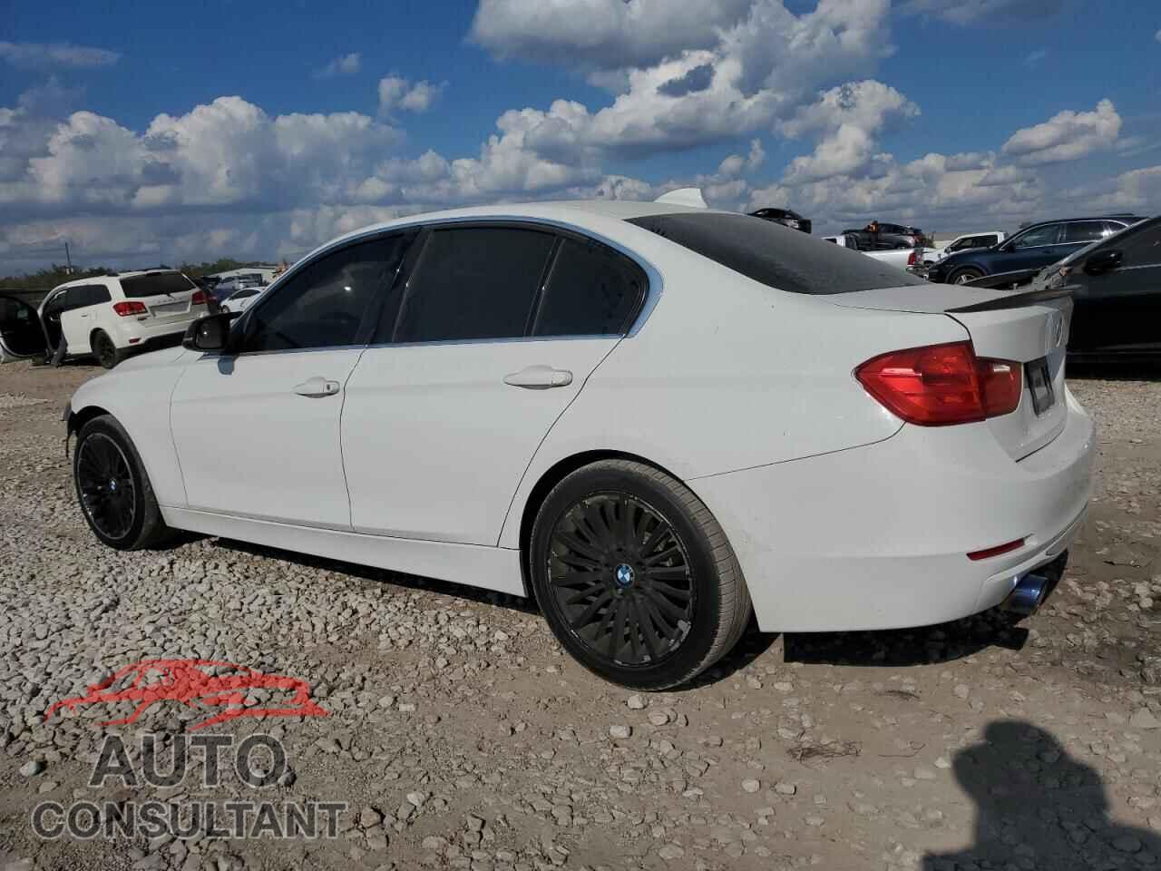 BMW 3 SERIES 2013 - WBA3A5G56DNP26766