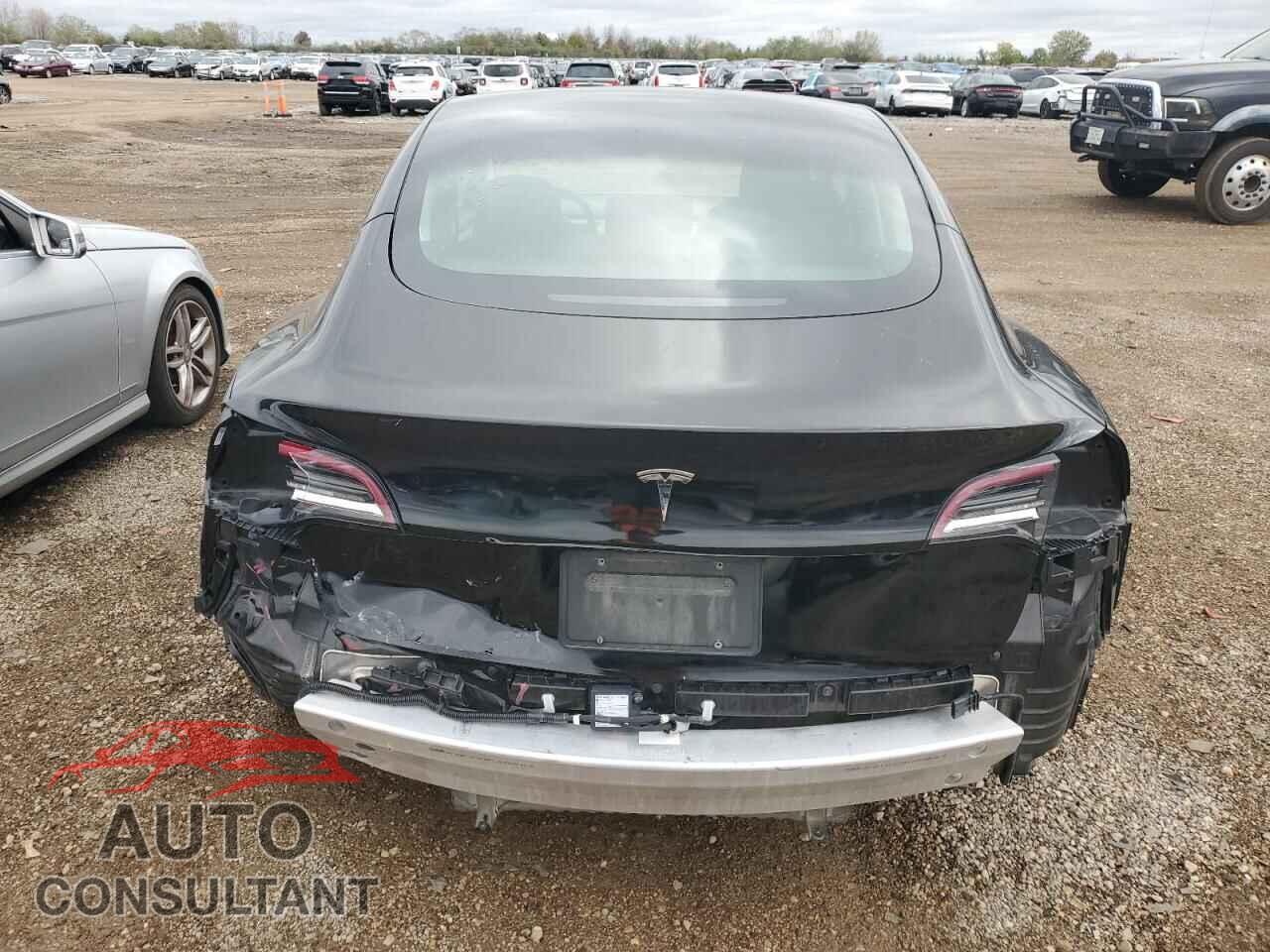 TESLA MODEL 3 2022 - 5YJ3E1EA8NF103195