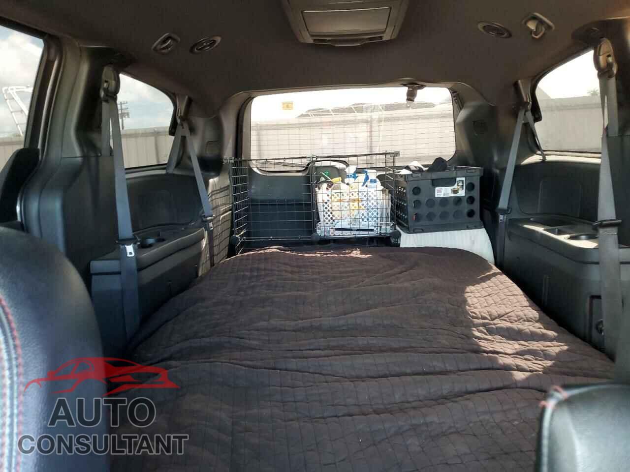 DODGE CARAVAN 2019 - 2C4RDGEG7KR660538