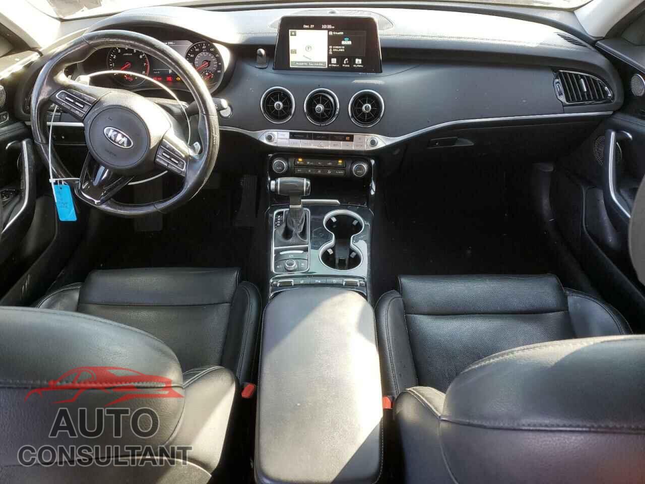 KIA STINGER 2018 - KNAE25LA0J6021492