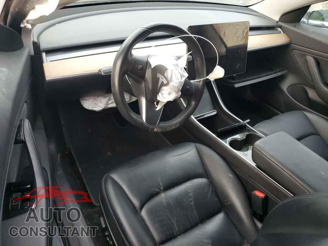 TESLA MODEL 3 2019 - 5YJ3E1EA5KF396162