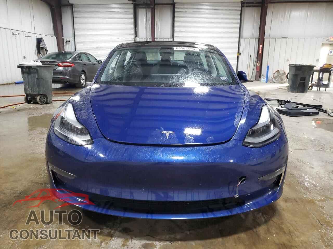 TESLA MODEL 3 2021 - 5YJ3E1EB5MF056229