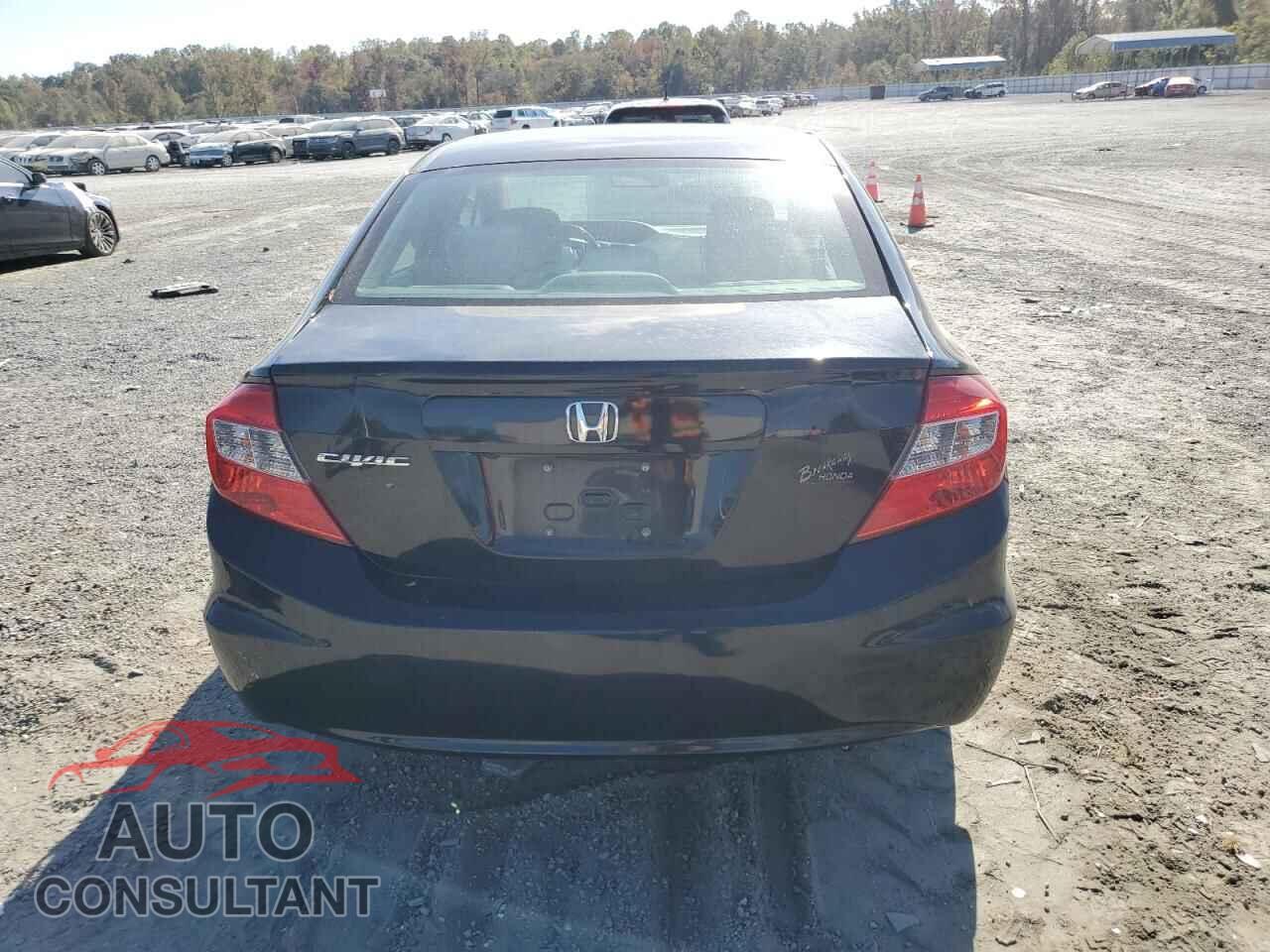 HONDA CIVIC 2012 - 2HGFB2F58CH313432