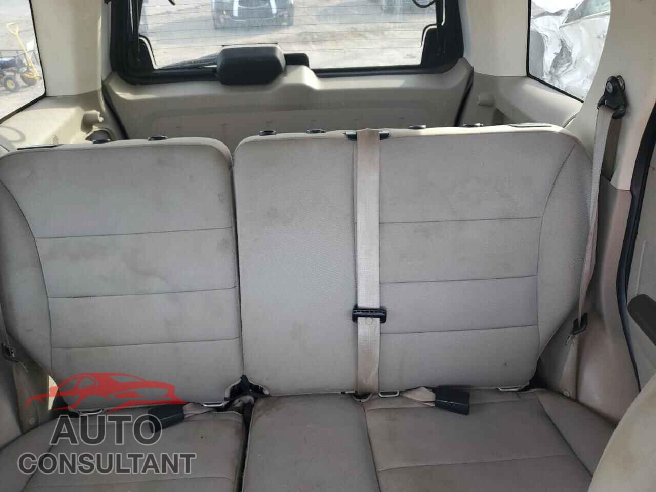 FORD ESCAPE 2010 - 1FMCU0D77AKD07515