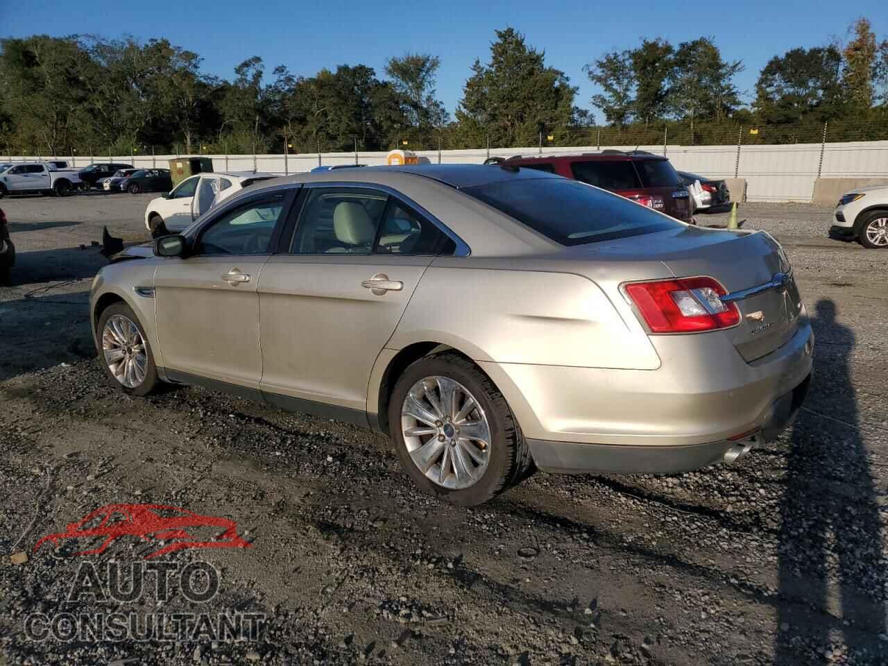 FORD TAURUS 2010 - 1FAHP2FW7AG142253