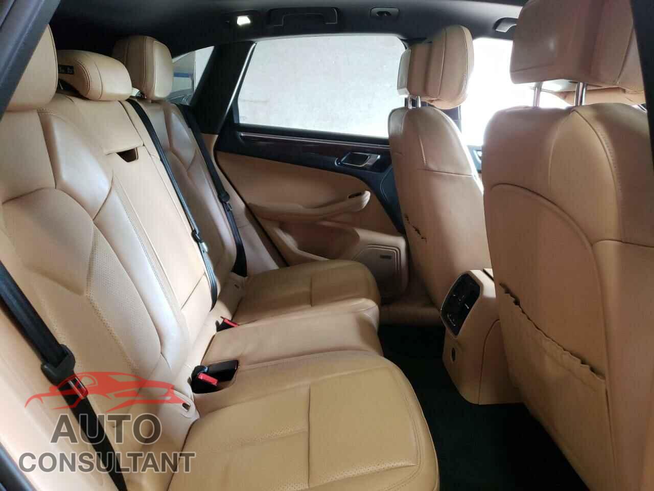 PORSCHE MACAN 2018 - WP1AA2A52JLB19545