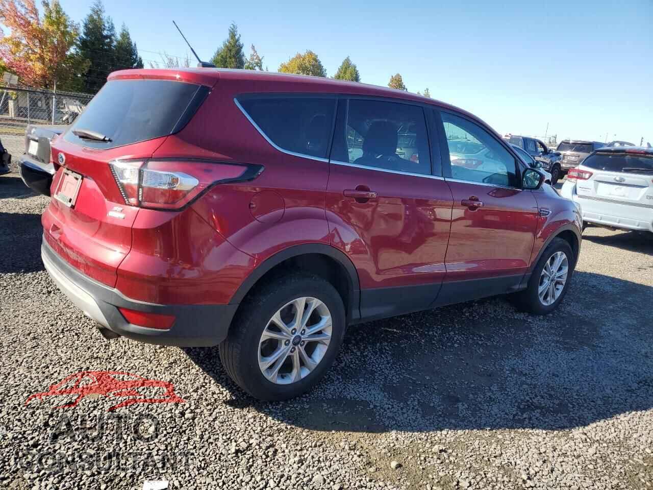 FORD ESCAPE 2017 - 1FMCU9GD3HUF09112