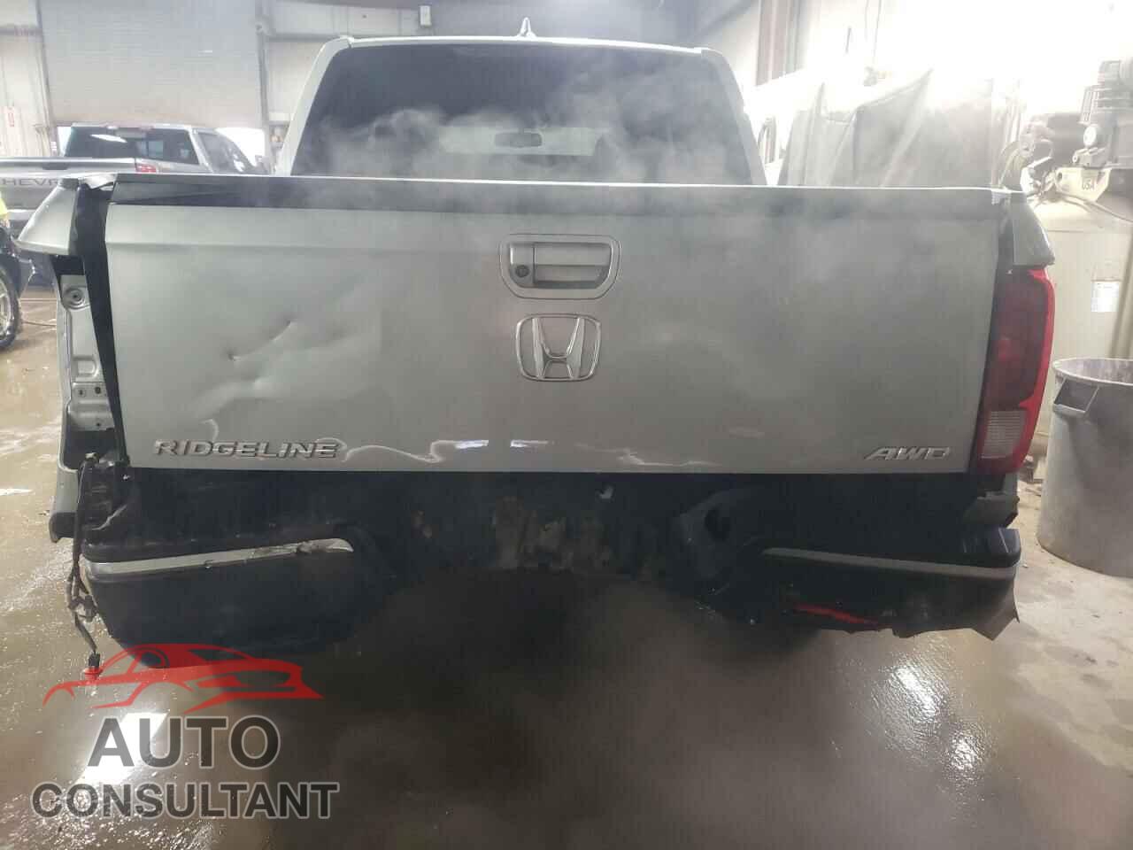 HONDA RIDGELINE 2018 - 5FPYK3F61JB014705