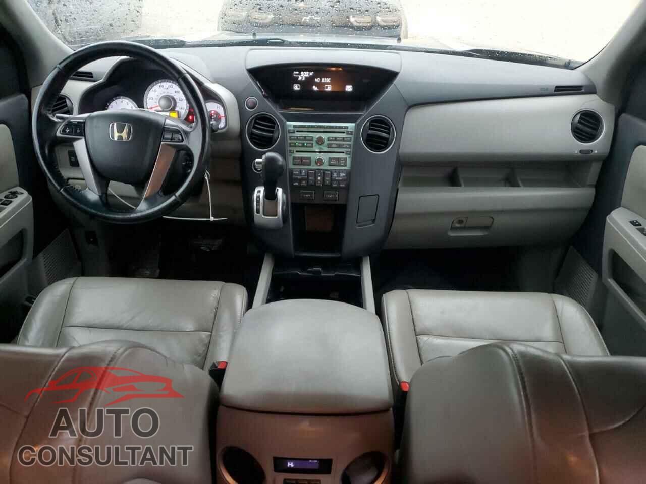 HONDA PILOT 2011 - 5FNYF4H61BB007271