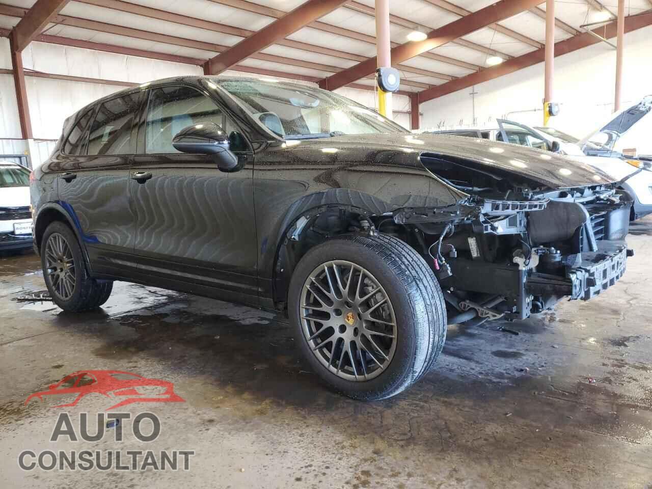 PORSCHE CAYENNE 2018 - WP1AA2A2XJKA00833
