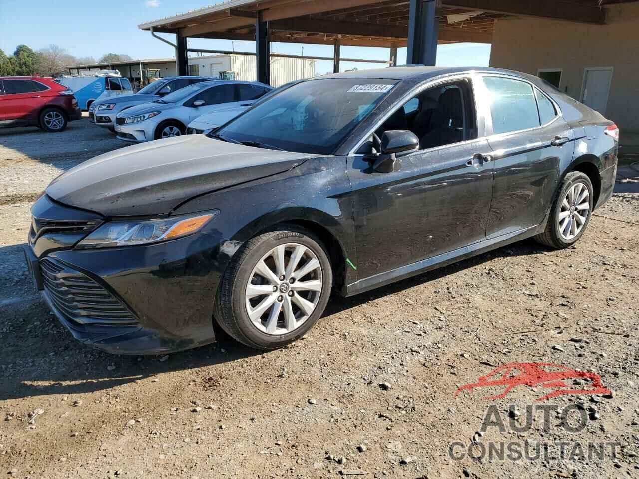 TOYOTA CAMRY 2018 - 4T1B11HK6JU054524
