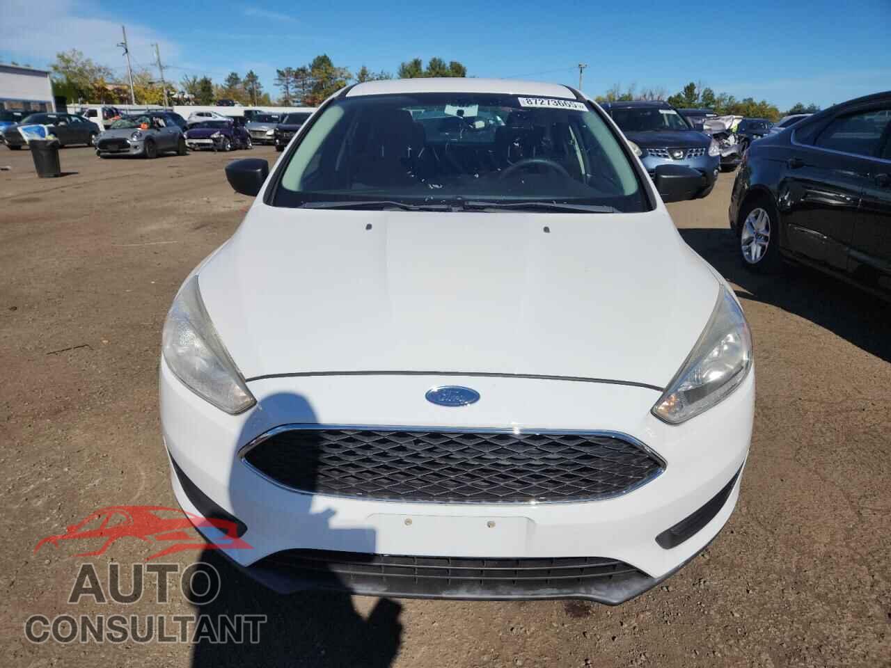 FORD FOCUS 2016 - 1FADP3E22GL218772