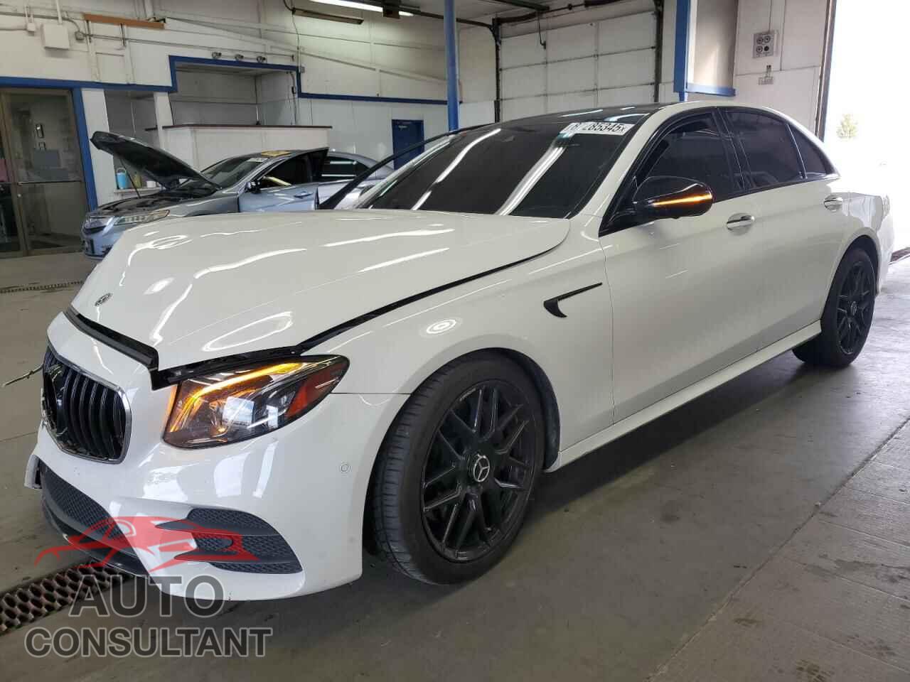 MERCEDES-BENZ E-CLASS 2019 - WDDZF4KB2KA532946