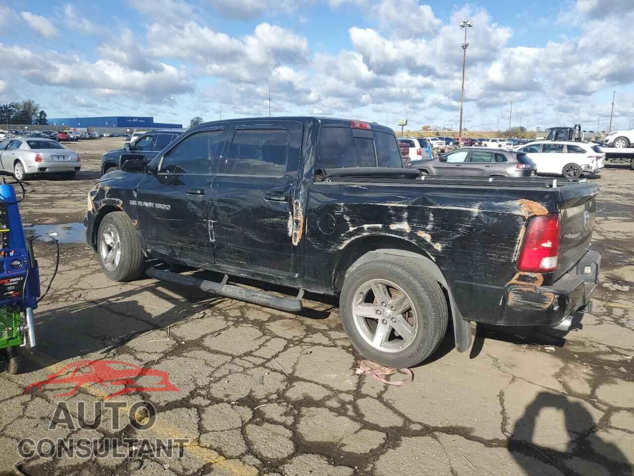 DODGE RAM 1500 2012 - 1C6RD7MT7CS258377