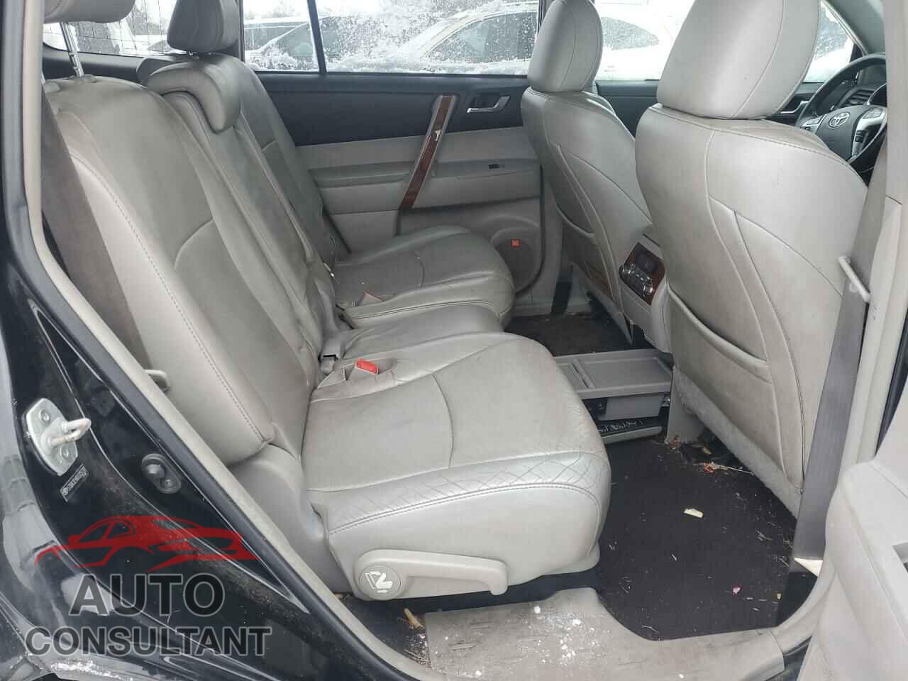 TOYOTA HIGHLANDER 2013 - 5TDDK3EH8DS225720