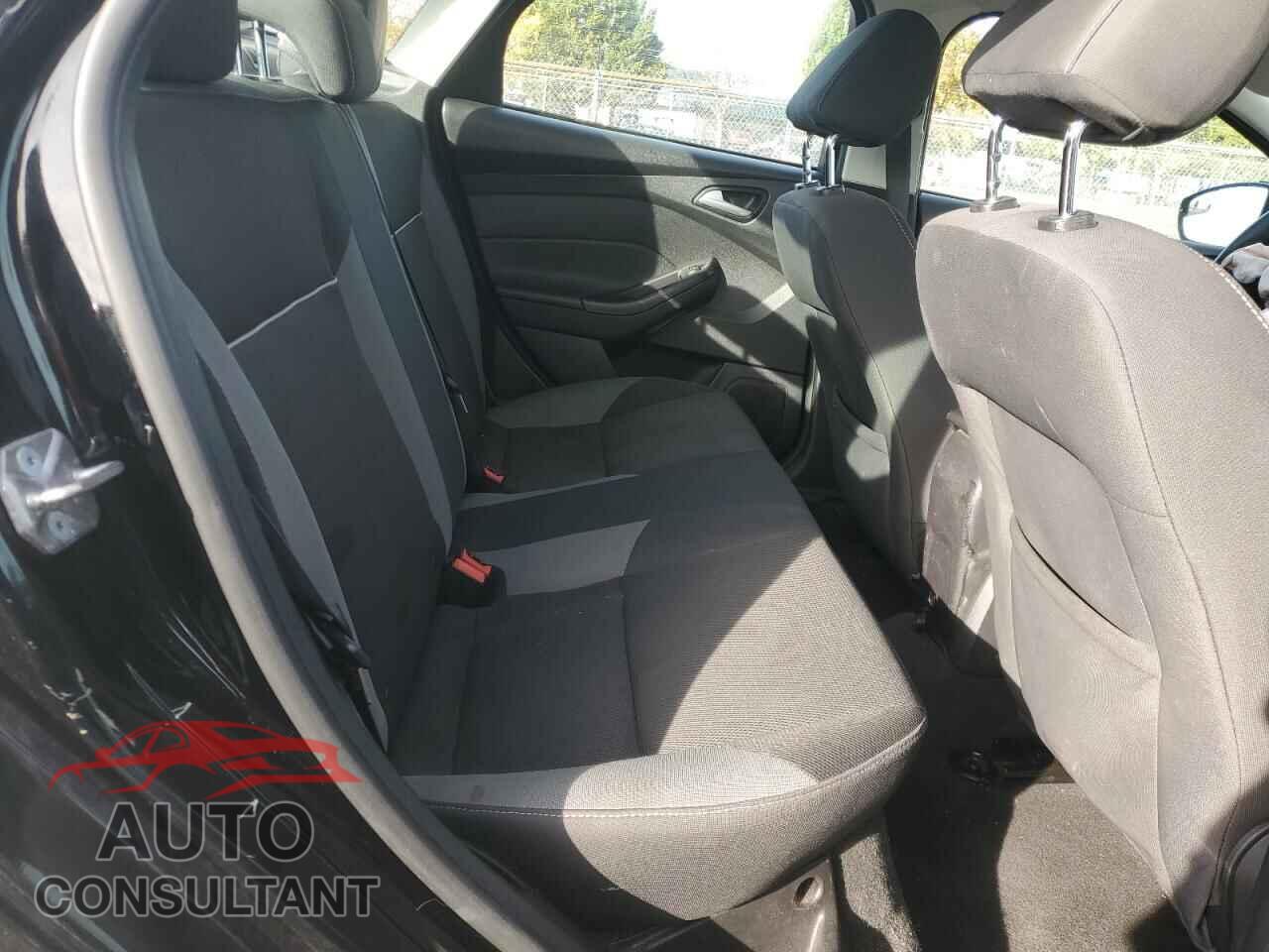 FORD FOCUS 2014 - 1FADP3F22EL363659