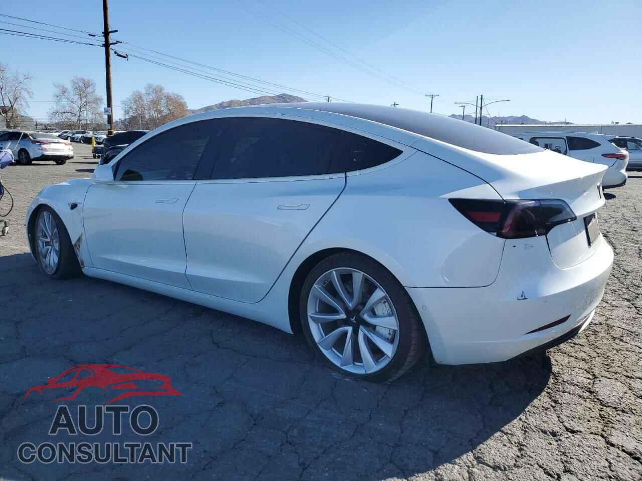 TESLA MODEL 3 2020 - 5YJ3E1EB3LF807228