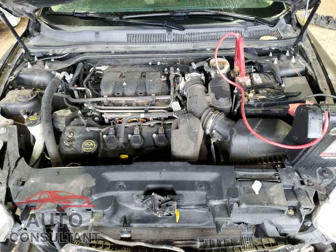 FORD TAURUS 2015 - 1FAHP2F81FG168436