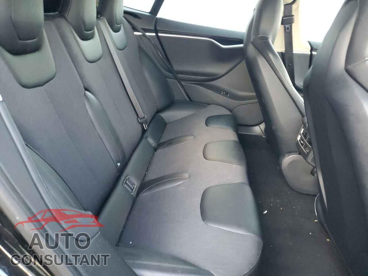 TESLA MODEL S 2015 - 5YJSA1S2XFF094358
