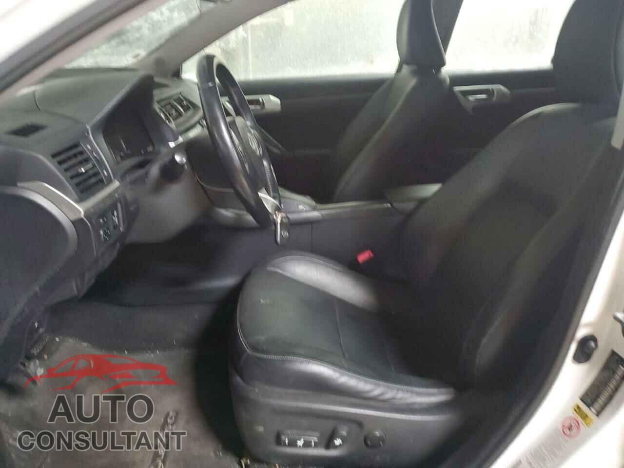 LEXUS CT 200 2012 - JTHKD5BH1C2103139