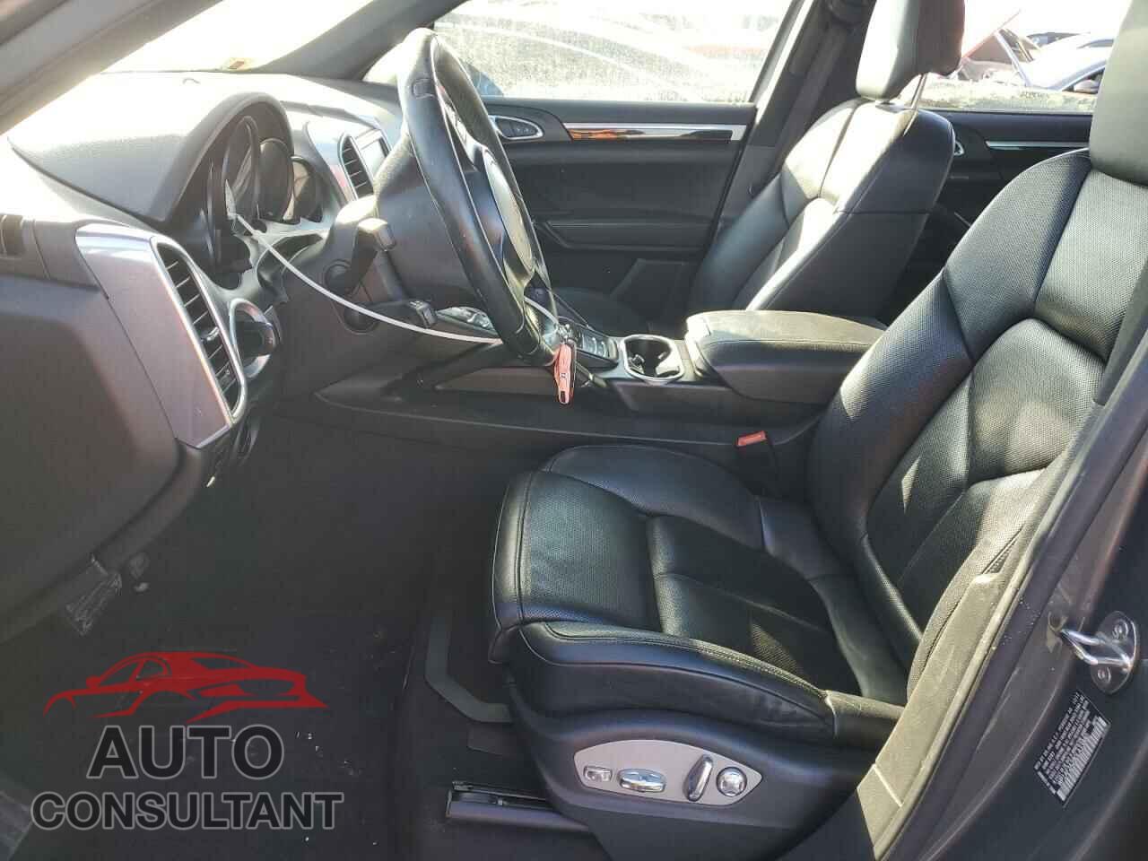 PORSCHE CAYENNE 2013 - WP1AF2A28DLA33880