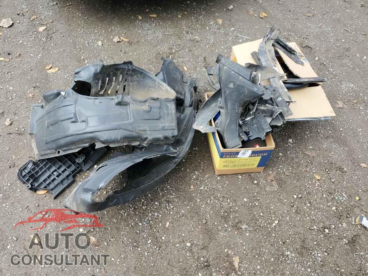 LEXUS IS 2012 - JTHBP5C24C5009787