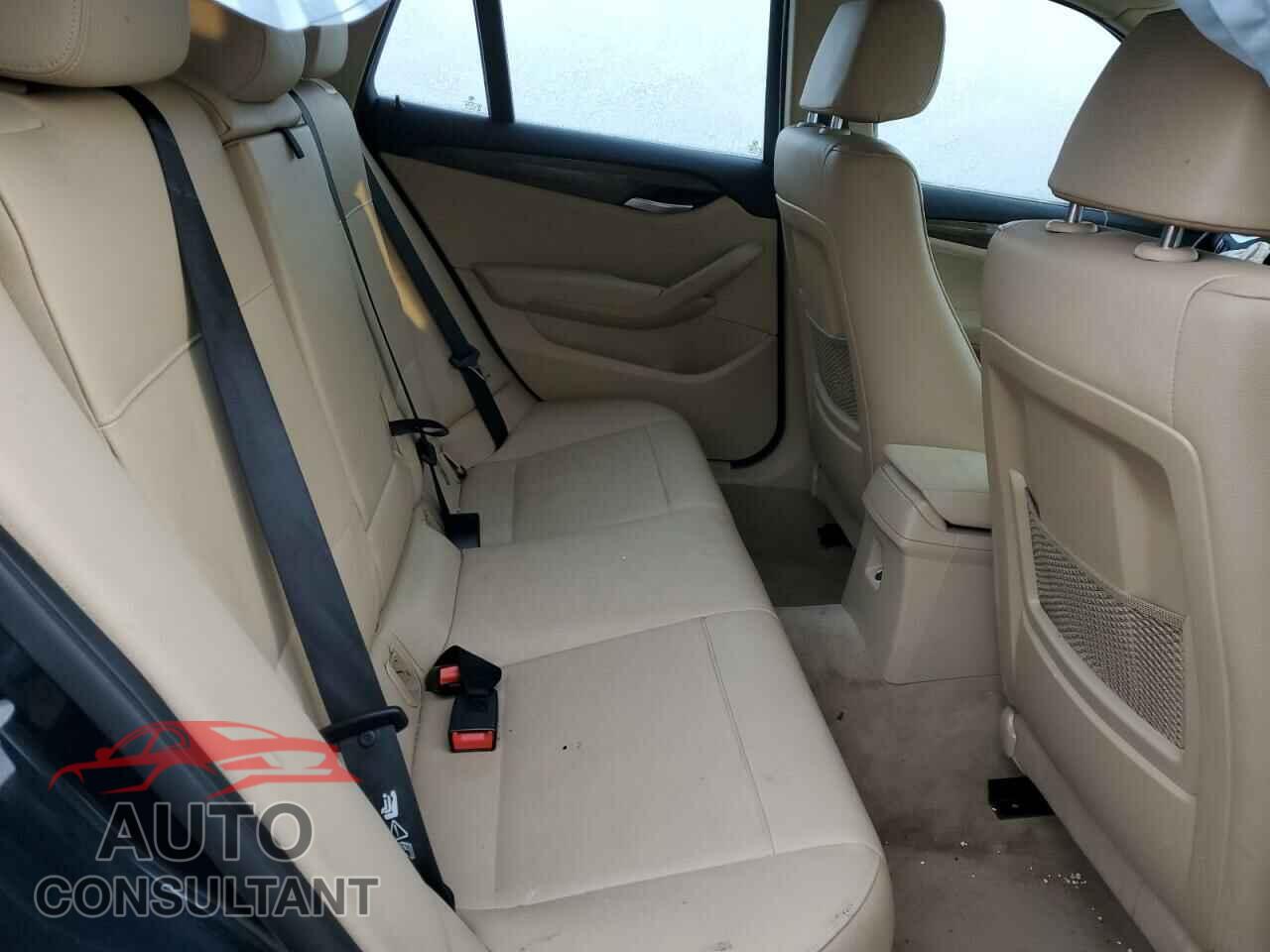BMW X1 2013 - WBAVL1C56DVR86828