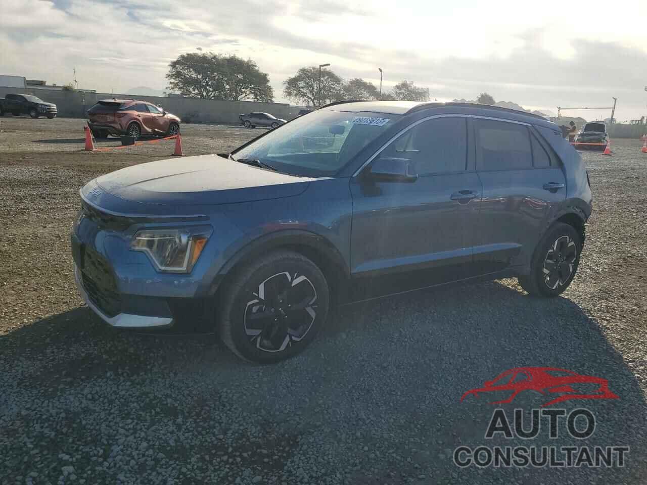 KIA NIRO WIND 2023 - KNDCR3L13P5015985